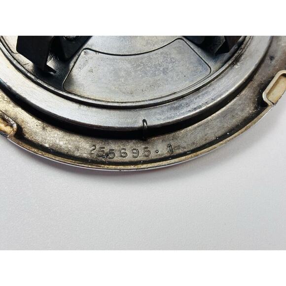Cadillac Wire Wheel Center Cap Emblem Vintage 1970-80s #255695•1 - Picture 3 of 8